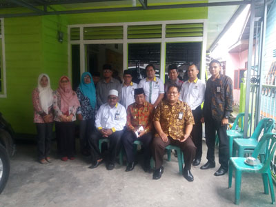 Wabup Rohil Hadiri Penyerahan Zakat Produktif Baznas